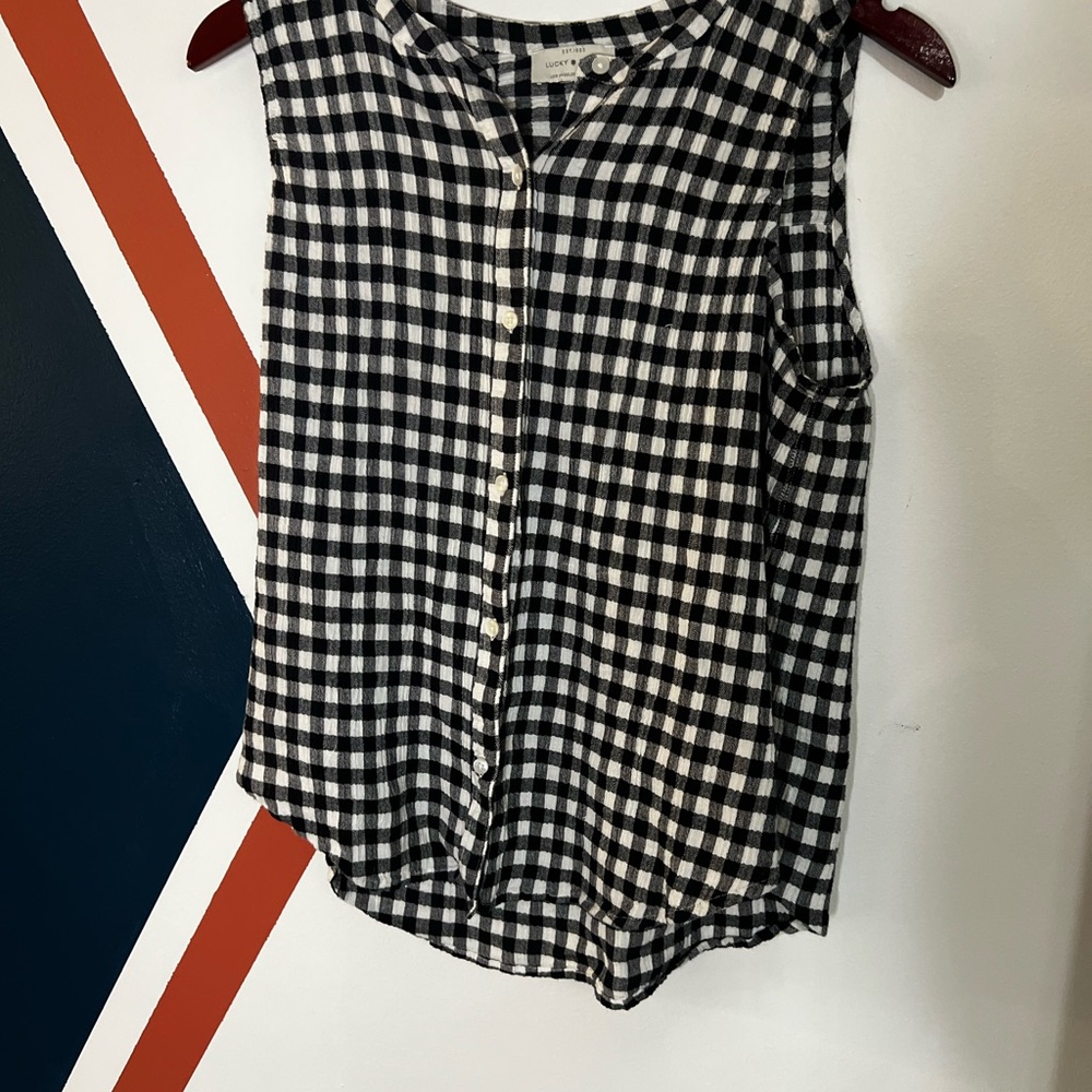 Lucky Brand Navy & White Gingham Sleeveless Button-Front Top